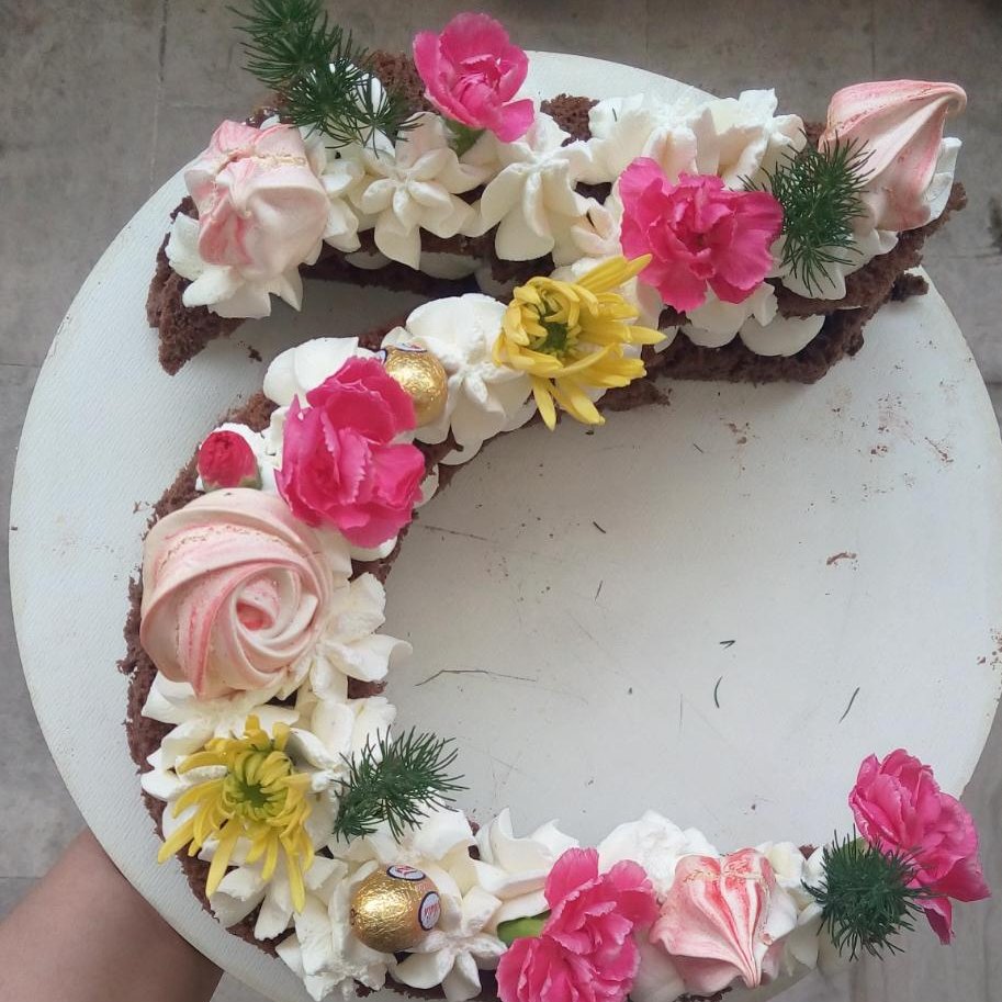 سابله کیک یا کیک حروف با حروف فارسی